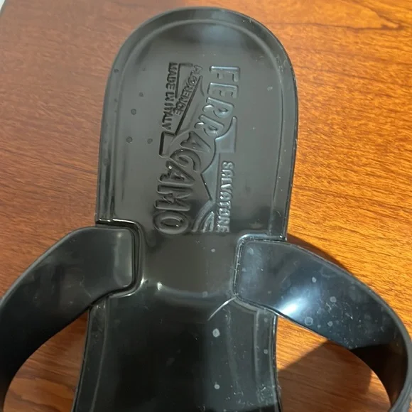 Sandals - Picture 4 of 4